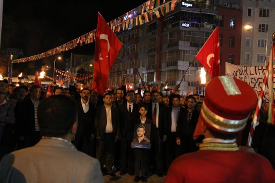 3 Mayıs Türkçülük Günü'nde Mehter Takımı ve meşaleler ile yüründü!