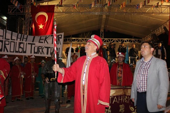 3 Mayıs Türkçülük Günü'nde Mehter Takımı ve meşaleler ile yüründü!