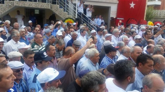 Uşaklı şehit polis son yolculuğuna uğurlandı!