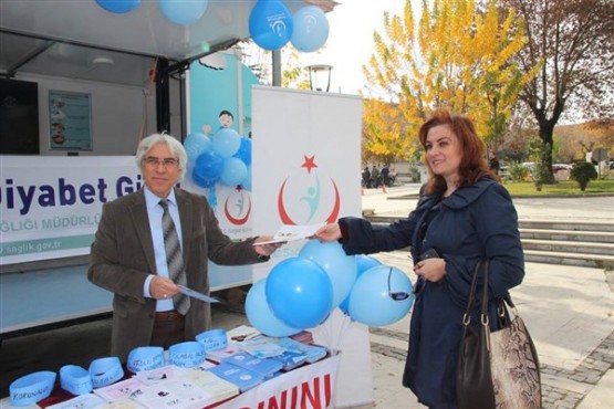 Uşak Halk Sağlığı Müdürlüğü, diyabet hastalığına dikkat çekti!