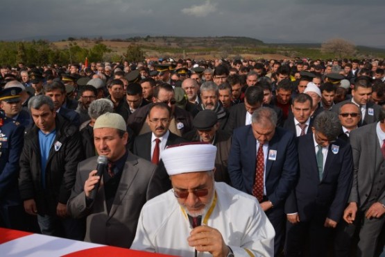 Uşaklı Şehidini Mahşeri Bir Kalabalıkla Uğurladı!