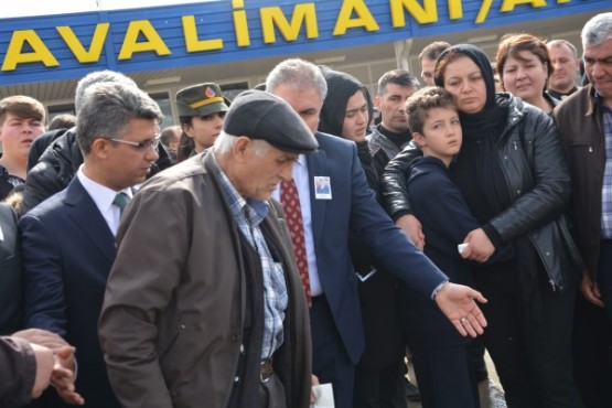 Uşaklı Şehidini Mahşeri Bir Kalabalıkla Uğurladı!