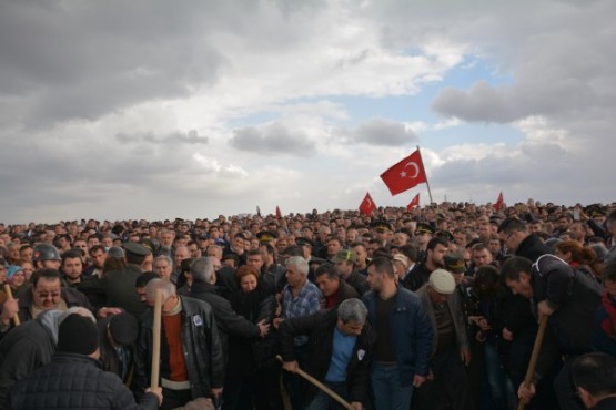 Uşaklı Şehidini Mahşeri Bir Kalabalıkla Uğurladı!