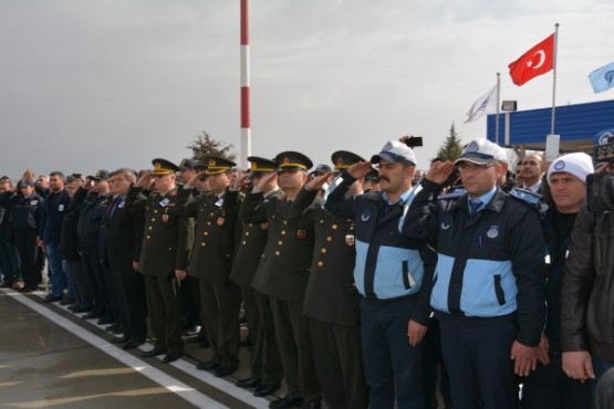 Uşaklı Şehidini Mahşeri Bir Kalabalıkla Uğurladı!