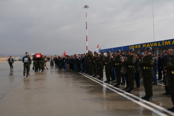 Uşaklı Şehidini Mahşeri Bir Kalabalıkla Uğurladı!