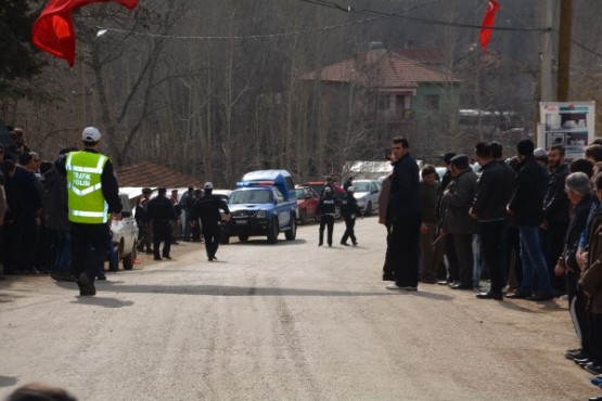 Uşaklı Şehidini Mahşeri Bir Kalabalıkla Uğurladı!