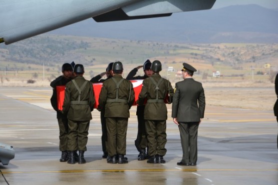 Uşaklı Şehidini Mahşeri Bir Kalabalıkla Uğurladı!