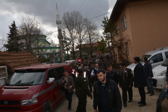 Uşaklı Şehidini Mahşeri Bir Kalabalıkla Uğurladı!