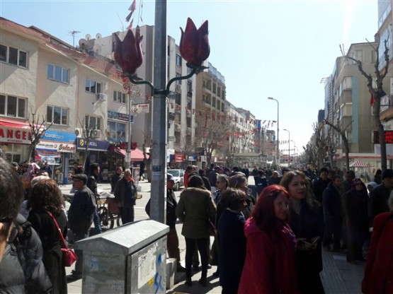 CHP Uşak, Çanakkale Şehitleri ruhuna lokma döktürdü!