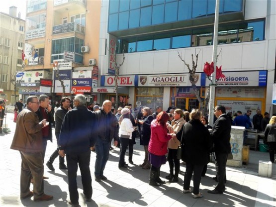 CHP Uşak, Çanakkale Şehitleri ruhuna lokma döktürdü!