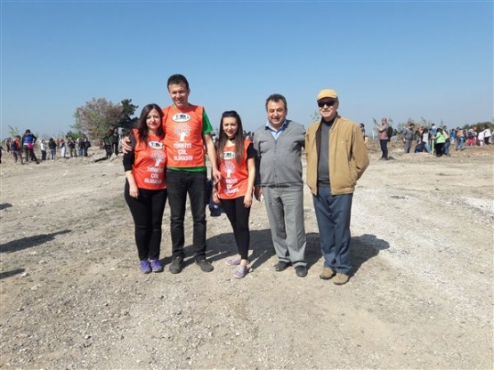 Uşak TEMA Vakfı, Uşak'ı ağaçlandırmaya devam ediyor!