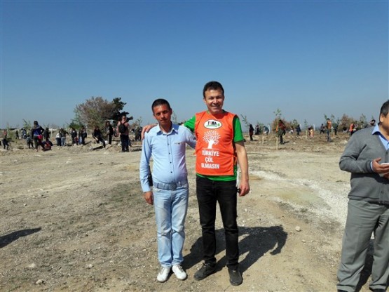 Uşak TEMA Vakfı, Uşak'ı ağaçlandırmaya devam ediyor!