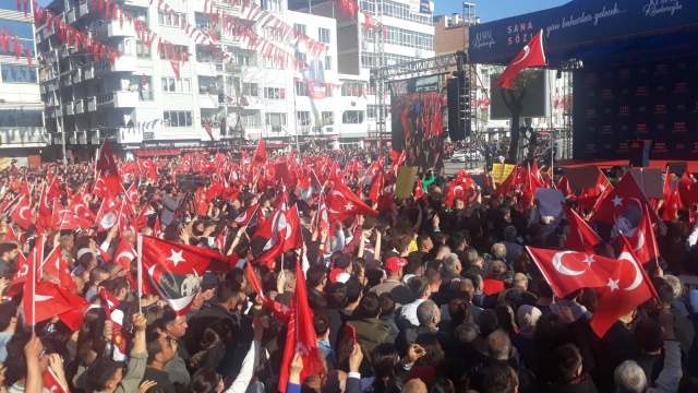 Atatürk'ün hedef gösterdiği çağdaş uygarlık seviyesine erişmek için bize oy verip önümüzü açın