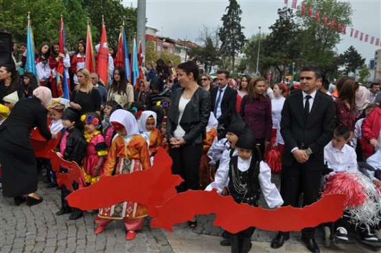 Uşak’ta 23 Nisan Ulusal Egemenlik ve Çocuk Bayramı Coşkuyla Kutlandı!