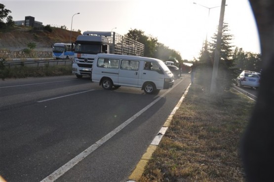 Uşak'ta üniversite kavşağında kaza! 7 yaralı!