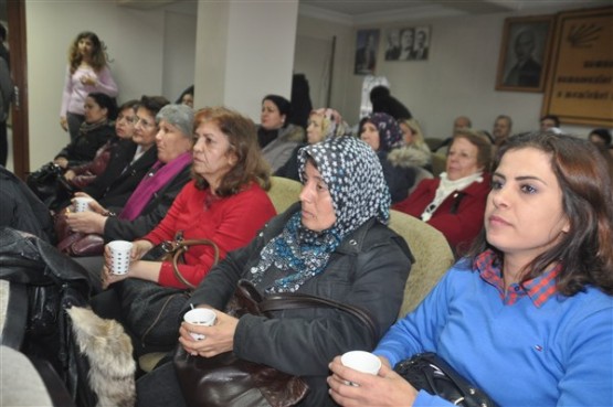 CHP Kadın Kolları Başkanlığı'na Seyhan Yazıcı Seçildi!