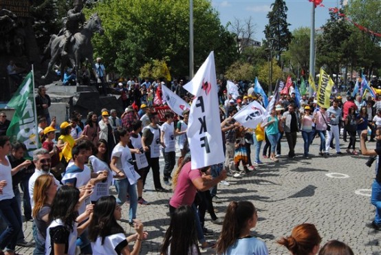 1 Mayıs İşçi Bayramı Uşak'ta Kutlandı!