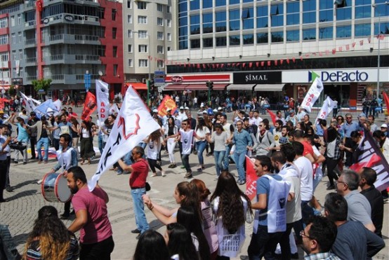 1 Mayıs İşçi Bayramı Uşak'ta Kutlandı!