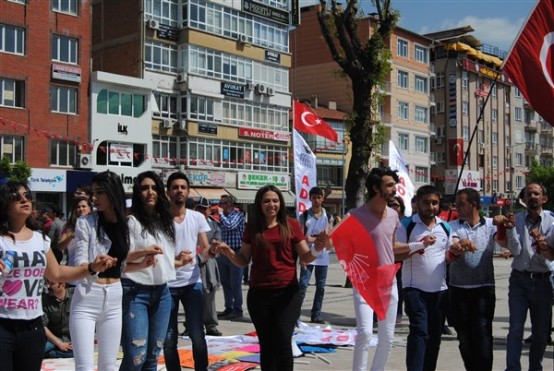 1 Mayıs İşçi Bayramı Uşak'ta Kutlandı!