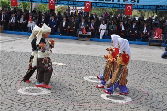 Uşak’ta 23 Nisan Ulusal Egemenlik ve Çocuk Bayramı Coşkuyla Kutlandı!