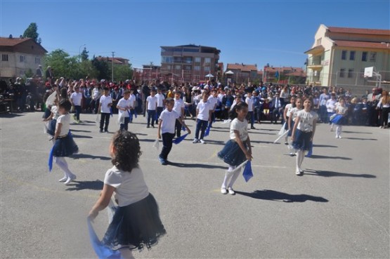 23 Nisan, Emine Niyazi Deveci İlkokulu'nda Coşku İle Kutlandı!