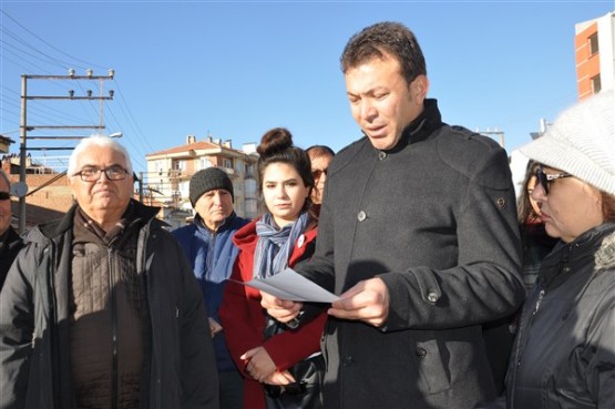 Uşaklı Çevrecilereden sert tepki; bu ağacı kesenlerin de, kesilmesine karar verenlerin de elleri kurusun!