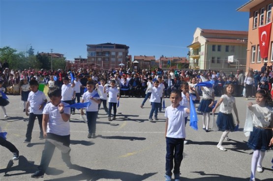 23 Nisan, Emine Niyazi Deveci İlkokulu'nda Coşku İle Kutlandı!