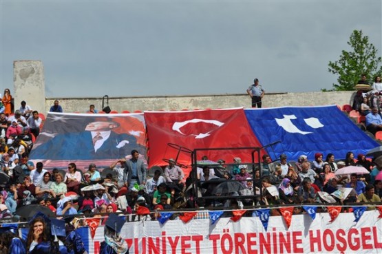 Uşak Üniversitesi 2017 mezuniyet töreni gerçekleştirildi!