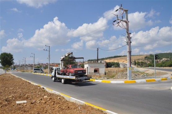 Kafa kafaya çarpışan iki otomobilde 11 kişi yaralandı!