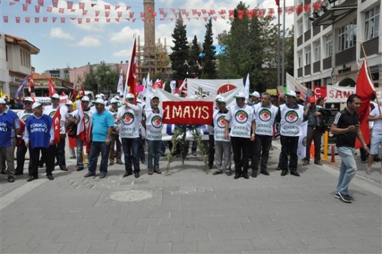 1 Mayıs İşçi Bayramı Uşak'ta Kutlandı!