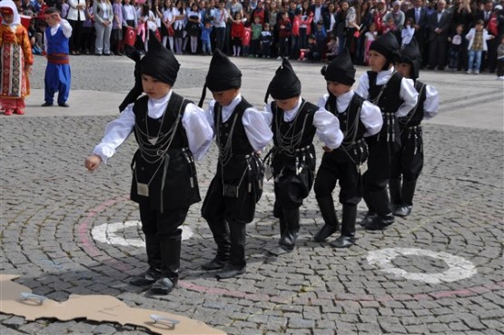 Uşak’ta 23 Nisan Ulusal Egemenlik ve Çocuk Bayramı Coşkuyla Kutlandı!