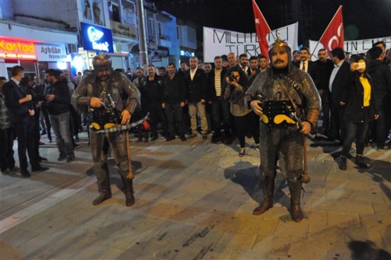 3 Mayıs Türkçülük Günü'nde Mehter Takımı ve meşaleler ile yüründü!