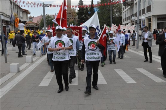 1 Mayıs İşçi Bayramı Uşak'ta Kutlandı!