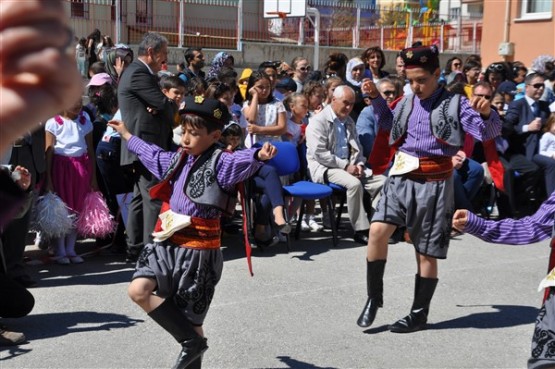 23 Nisan, Emine Niyazi Deveci İlkokulu'nda Coşku İle Kutlandı!