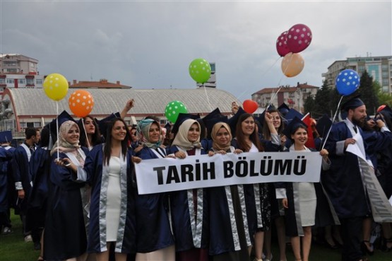 Uşak Üniversitesi 2017 mezuniyet töreni gerçekleştirildi!