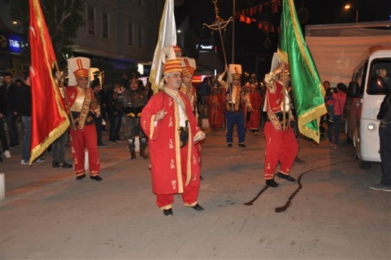 3 Mayıs Türkçülük Günü'nde Mehter Takımı ve meşaleler ile yüründü!