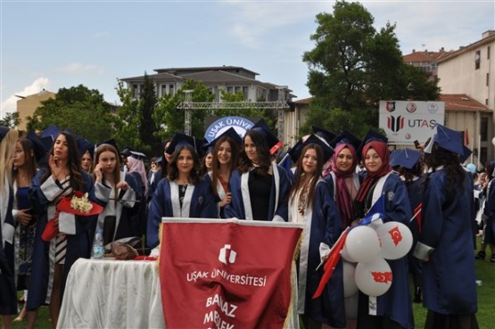 Uşak Üniversitesi 2017 mezuniyet töreni gerçekleştirildi!