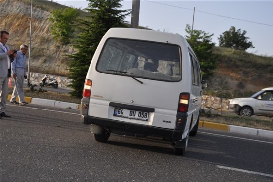 Uşak'ta üniversite kavşağında kaza! 7 yaralı!