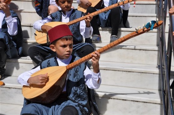 23 Nisan, Emine Niyazi Deveci İlkokulu'nda Coşku İle Kutlandı!