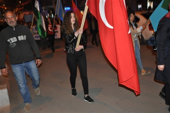 3 Mayıs Türkçülük Günü'nde Mehter Takımı ve meşaleler ile yüründü!