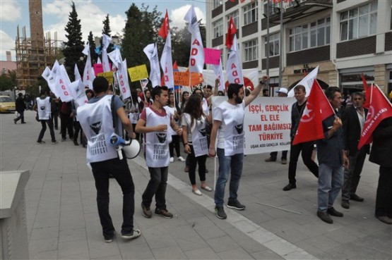 1 Mayıs İşçi Bayramı Uşak'ta Kutlandı!