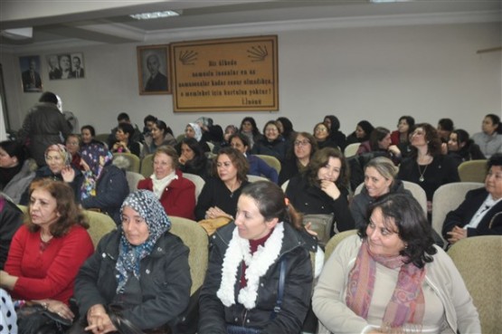 CHP Kadın Kolları Başkanlığı'na Seyhan Yazıcı Seçildi!