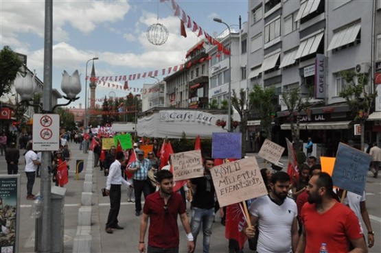 1 Mayıs İşçi Bayramı Uşak'ta Kutlandı!