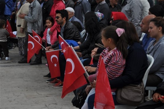 Uşak’ta 23 Nisan Ulusal Egemenlik ve Çocuk Bayramı Coşkuyla Kutlandı!