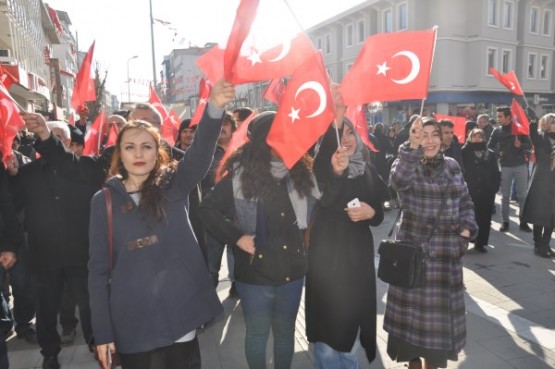 Teröre lanet için yürüdüler!