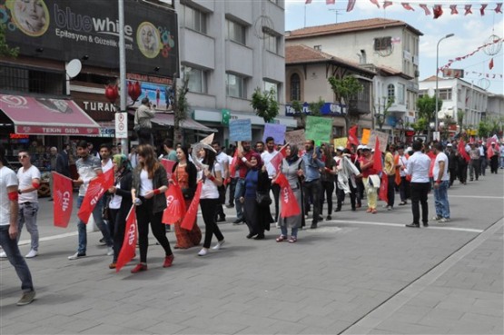 1 Mayıs İşçi Bayramı Uşak'ta Kutlandı!