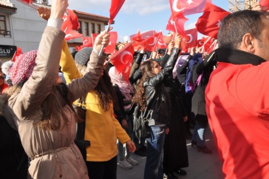 Teröre lanet için yürüdüler!