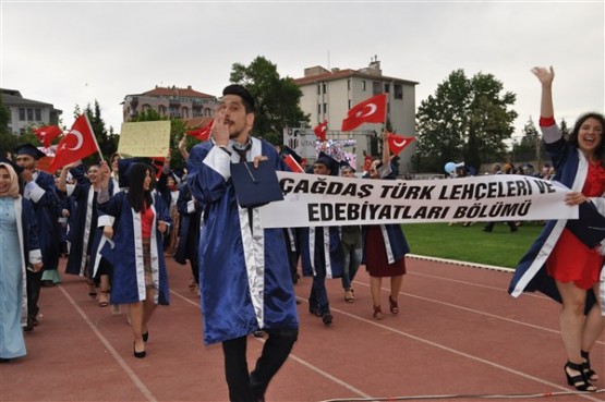 Uşak Üniversitesi 2017 mezuniyet töreni gerçekleştirildi!