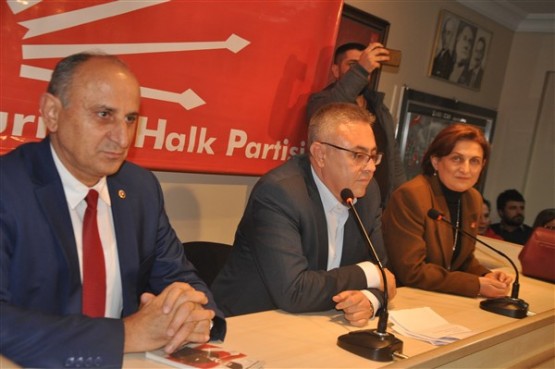 CHP'li Dursun Çiçek, Uşak'taki “Darbe ve Hukuk“ konulu panelde konuştu!