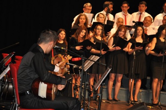 Musiki Derneği Korosundan Uşaklılara Türk Halk Müziği Ziyafeti!